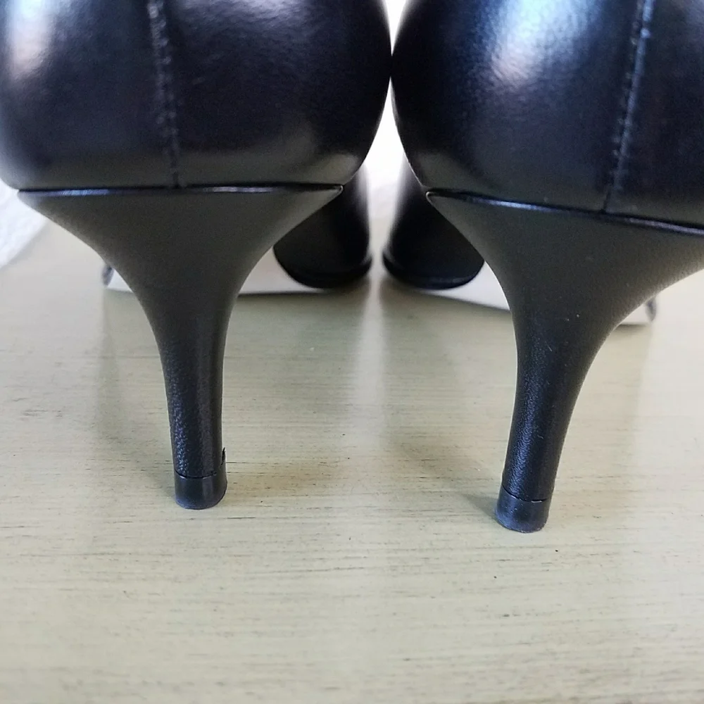 ANTONIO MELANI Ellen Leather Pointed Toe Pumps